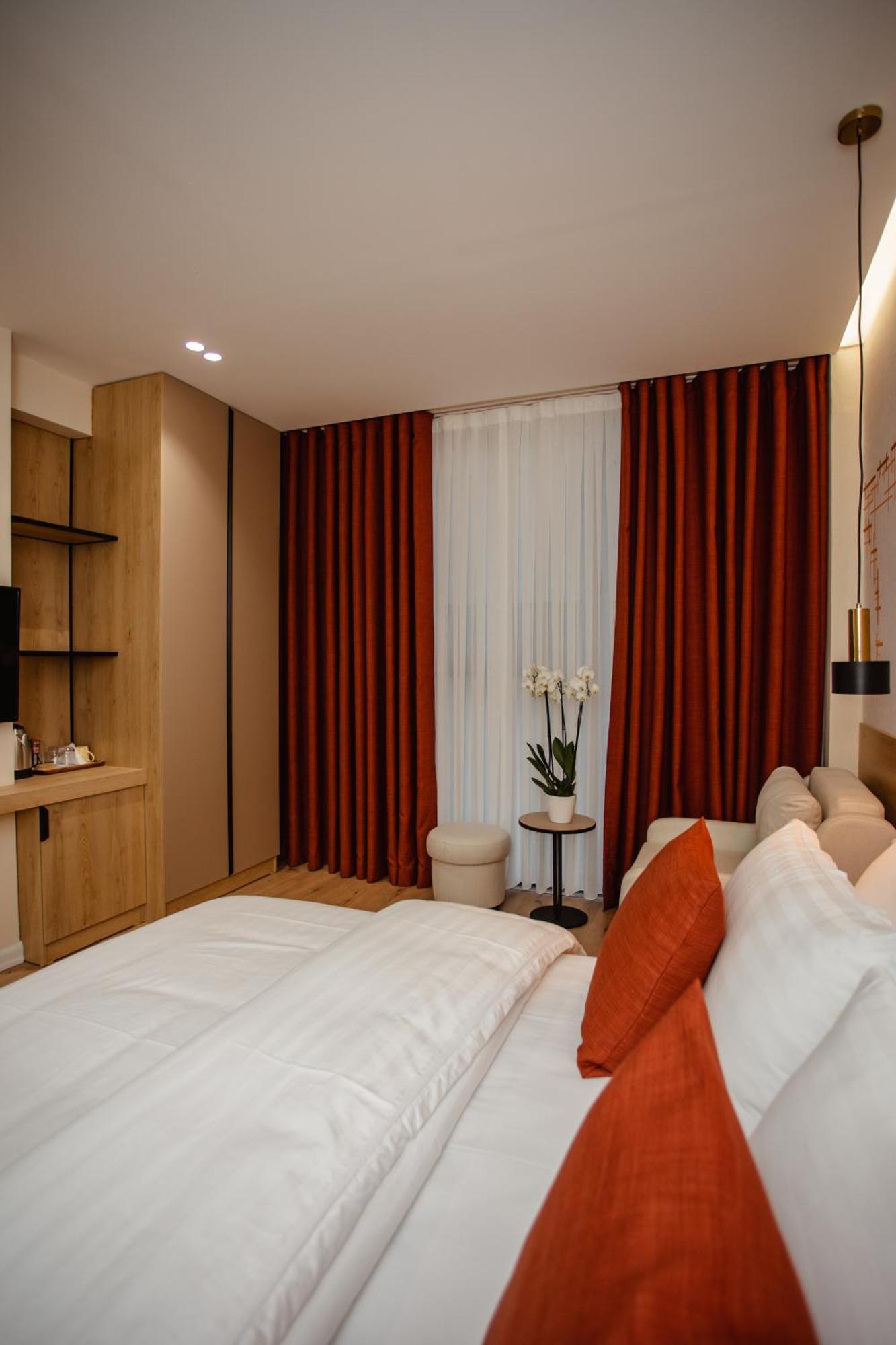 Oro Inn Hotel شكودر المظهر الخارجي الصورة